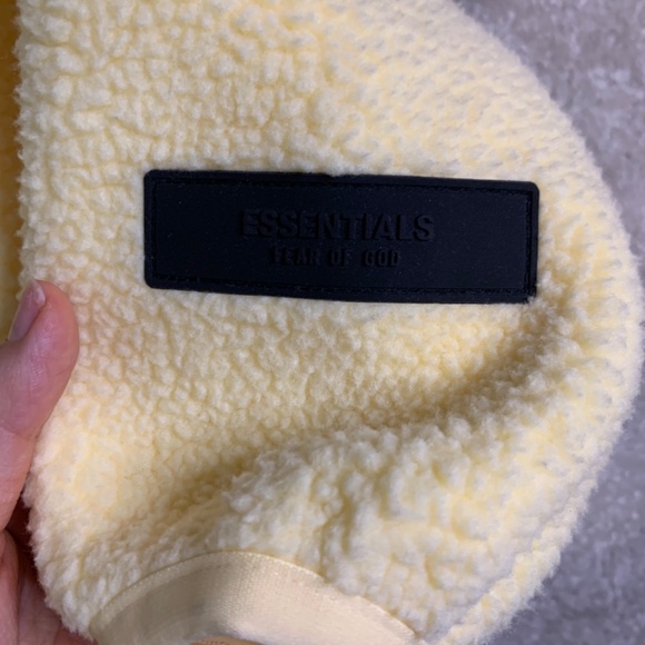 Essentials Fear of God Fleece Top Sweater  Kids size 10 - Picture 2 of 3